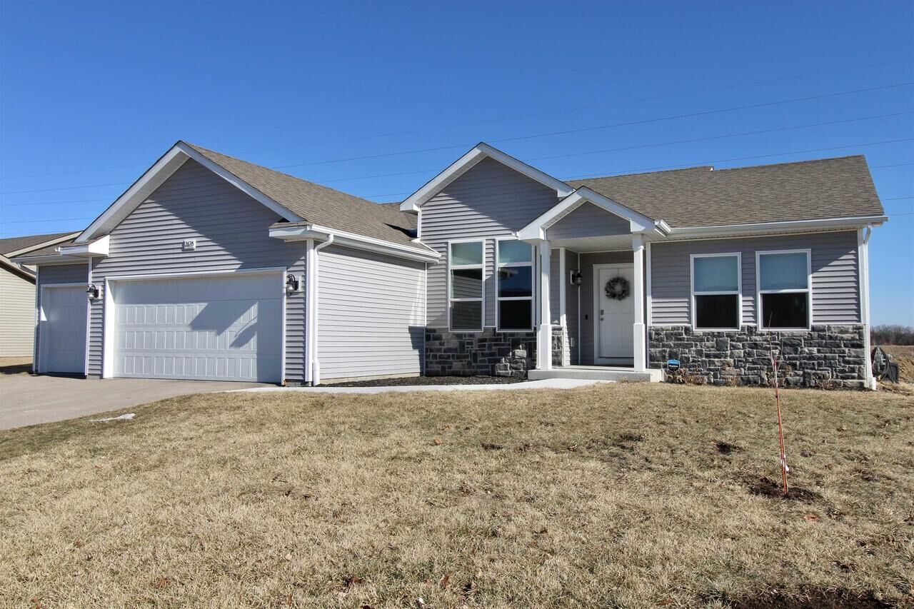 Property Photo: 2635 South Claremont Drive WI 53511