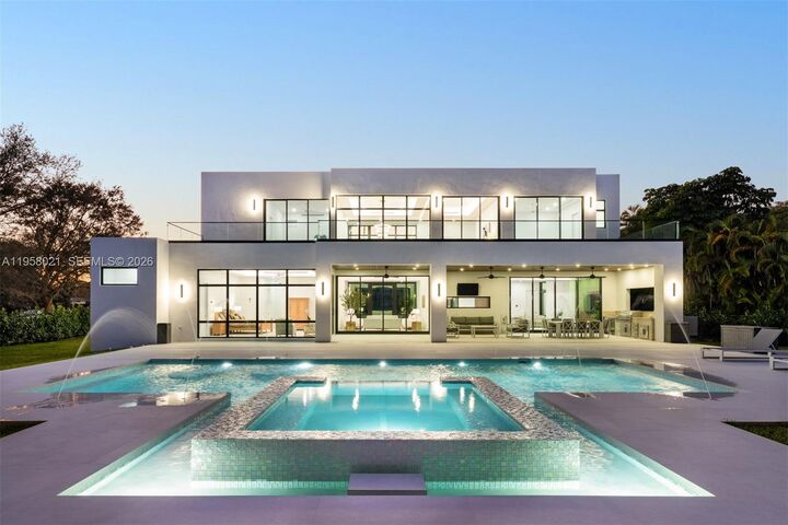 Property Photo:  9525 SW 95th Ct  FL 33176 