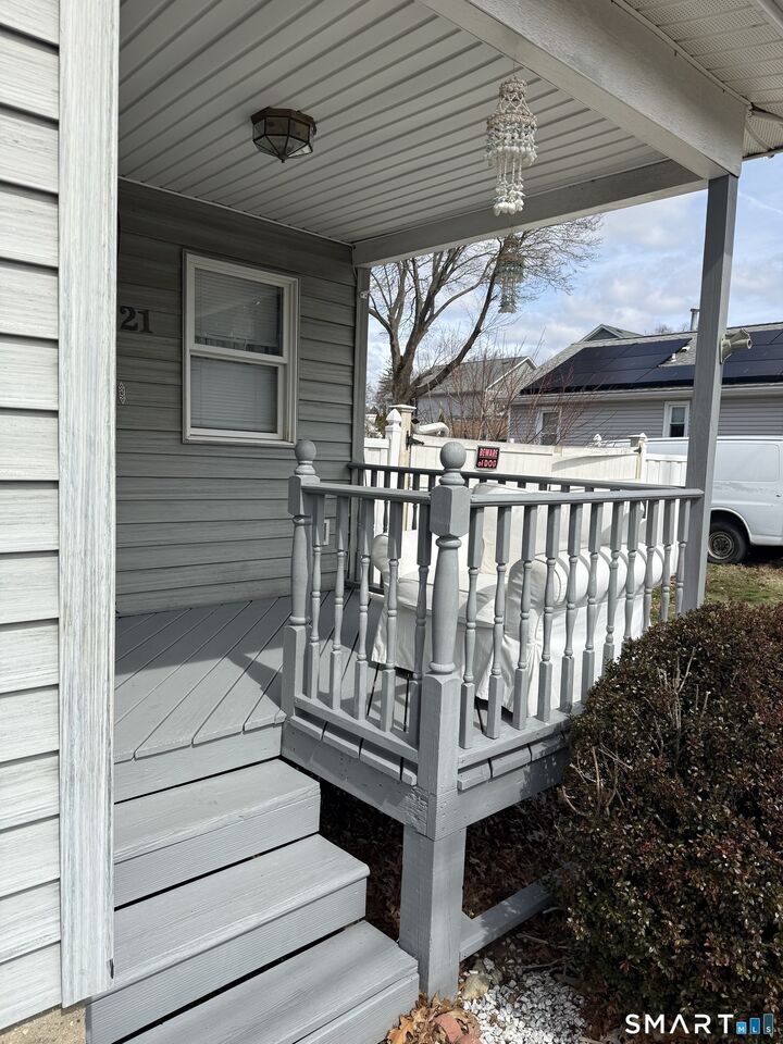 Property Photo: 21 Matthews Street CT 06460