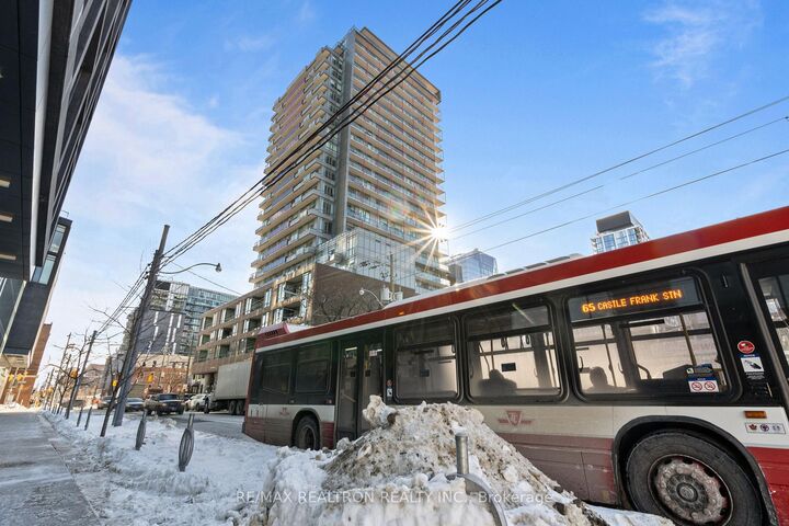 Property Photo: 120 Parliament Street 1805 ON M5A 2Y8