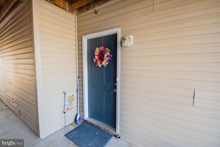 Property Photo:  152 Brookland Court 1  VA 22602 