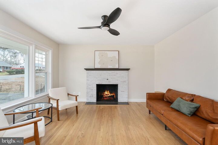 Property Photo:  8 Patrick Henry Street  VA 22405 