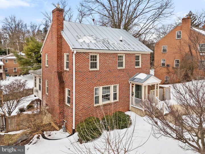 Property Photo: 431 Jefferson Street VA 22601