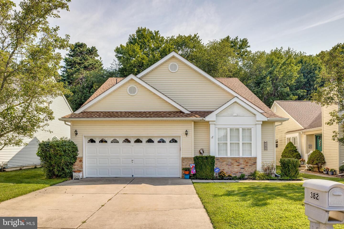 Property Photo: 382 Saint Thomas Boulevard NJ 08094