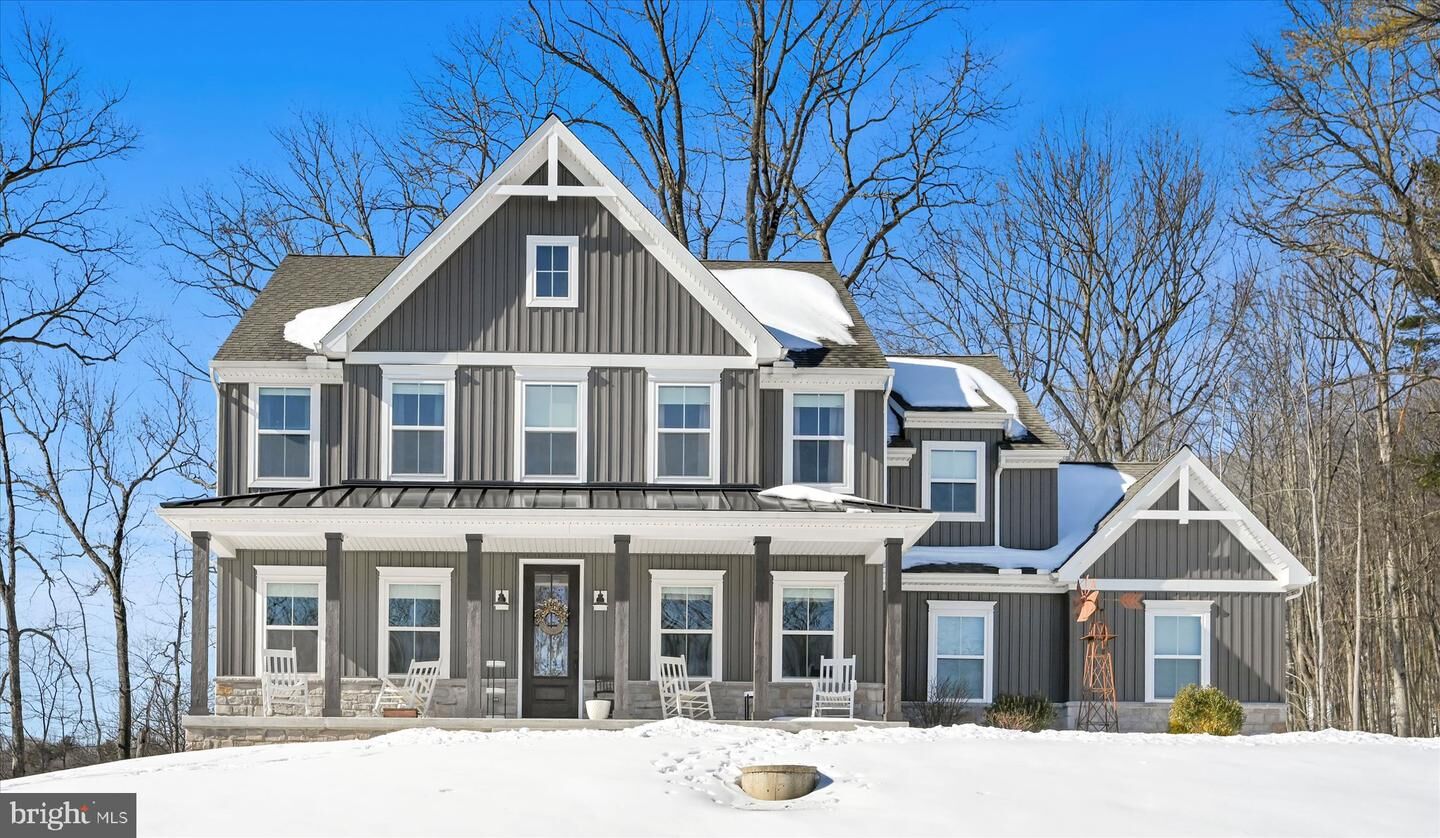 Property Photo: 5129 Mountain Ridge Lane PA 17112