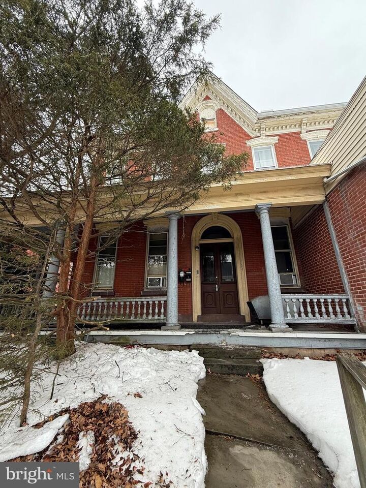 Property Photo:  216 Main Street 3  PA 18041 