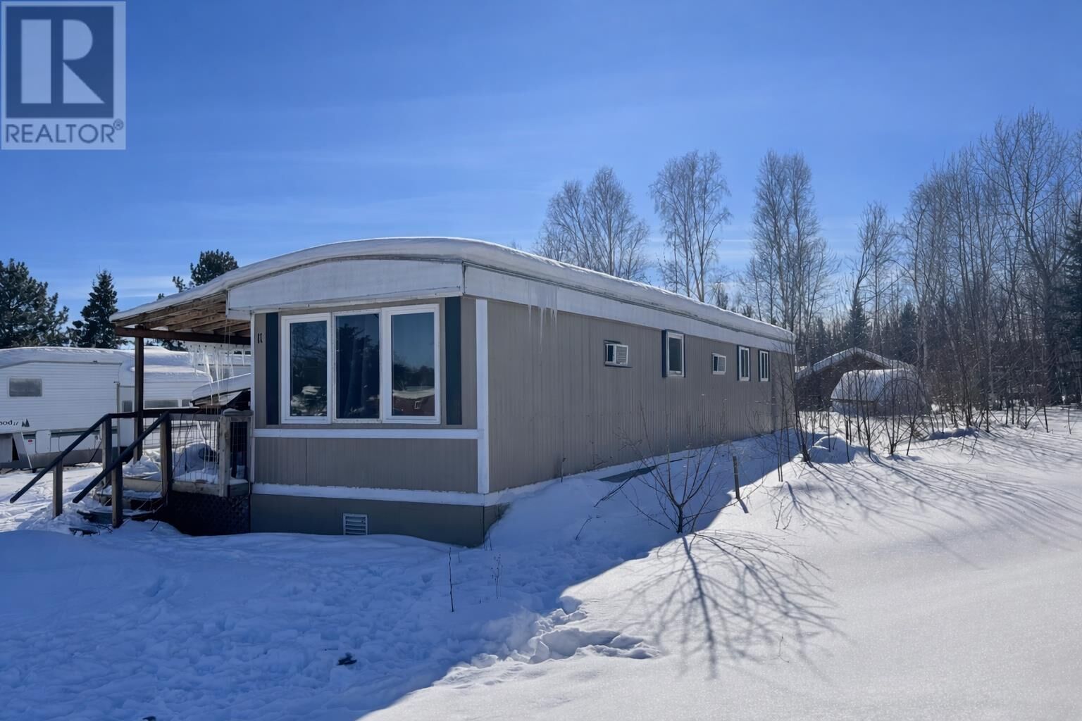 Property Photo: 11 Chelsea St ON P0V 2M0