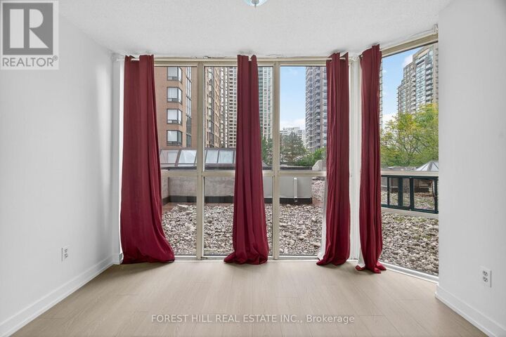 Property Photo: 285 Enfield Place 210 ON L5B 3Y6