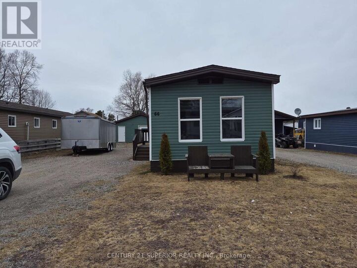 66 Jackson Crescent — photo 1