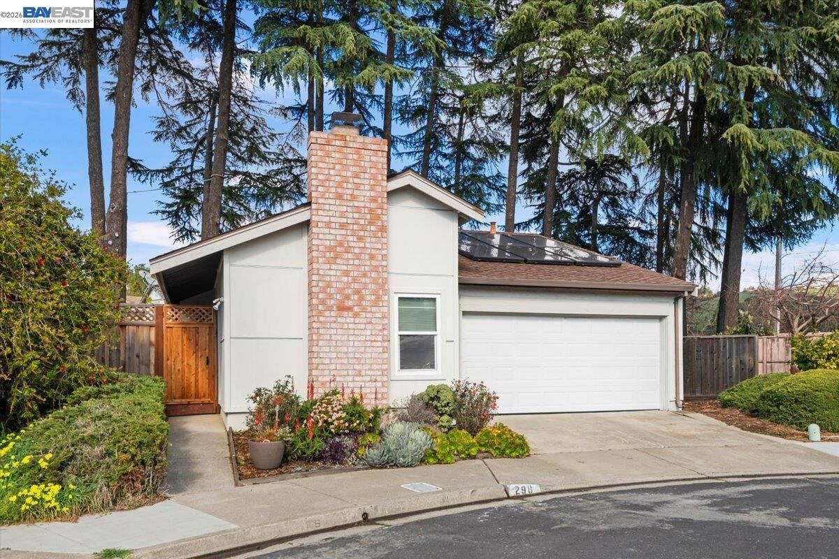 Property Photo: 298 Edwin Way CA 94544