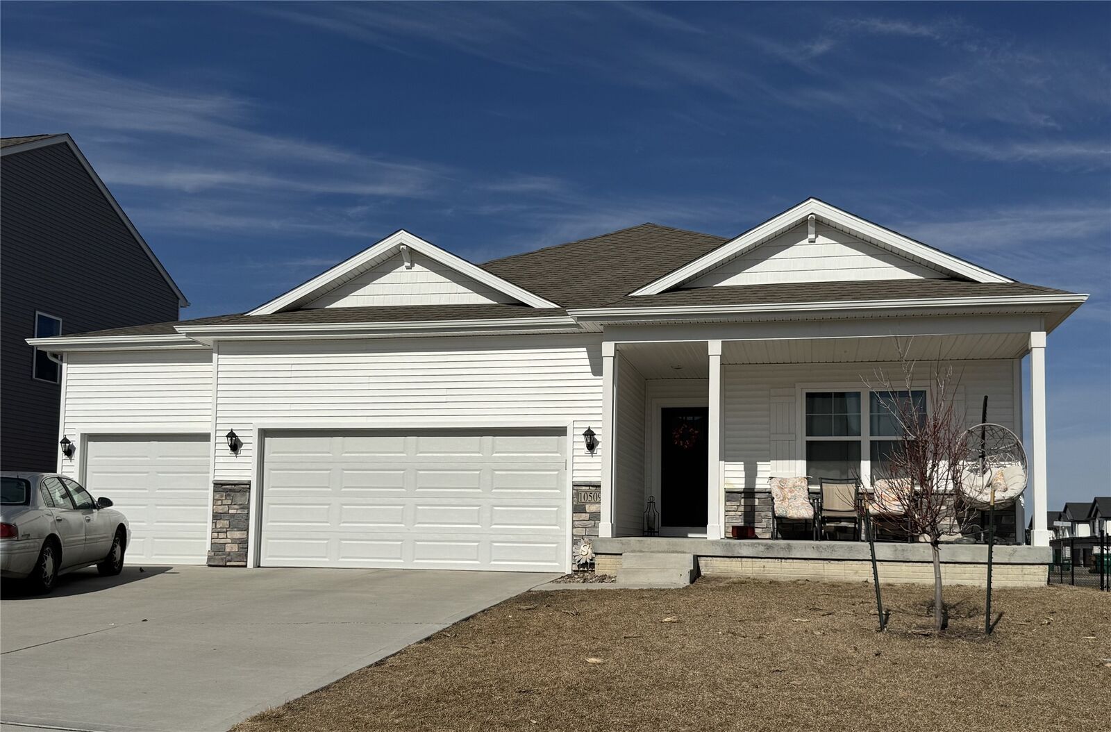 Property Photo: 10509 Powell Avenue IA 50131