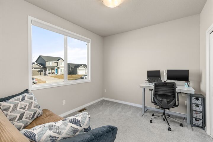 Property Photo:  2640 SE Bluestem Drive  IA 50263 