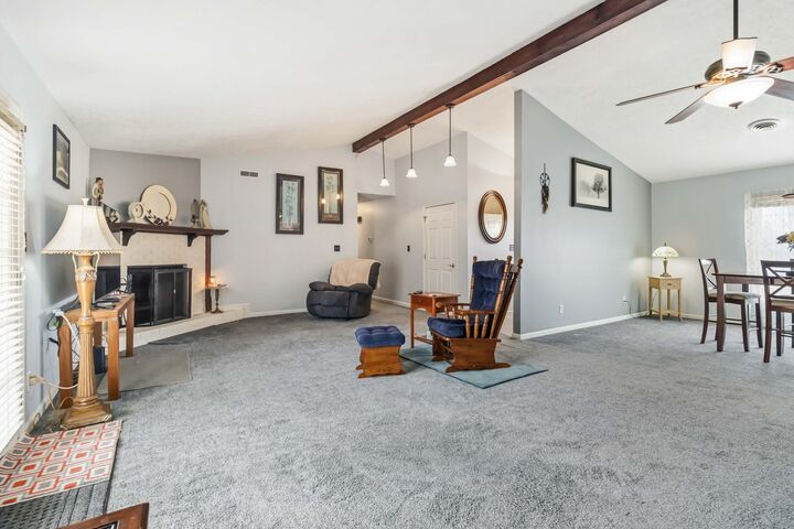 Property Photo:  1300 Oak Knoll Drive  KY 40004 