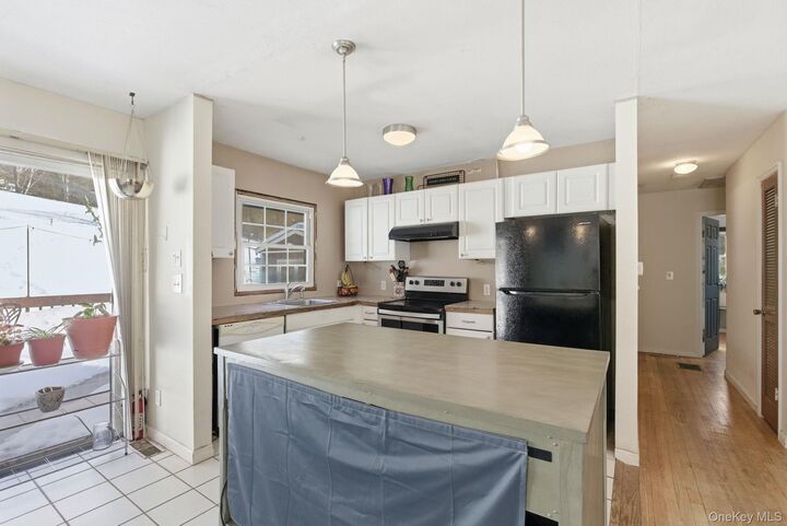 Property Photo:  106 Johnson Road  NY 12594 