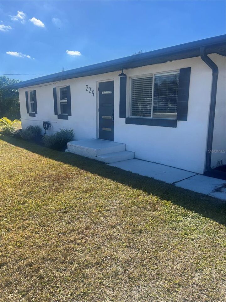 Property Photo:  229 Darst Avenue  FL 33950 