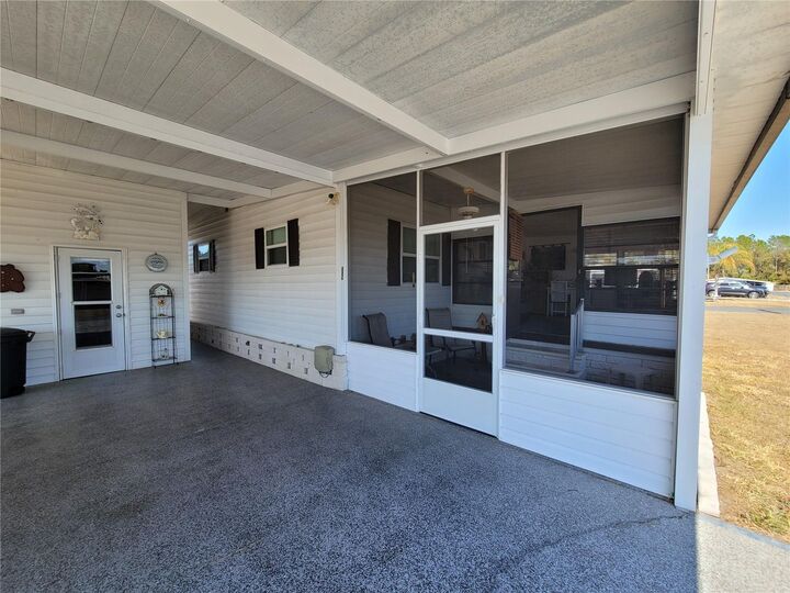 Property Photo:  39438 Rockford Avenue  FL 33542 