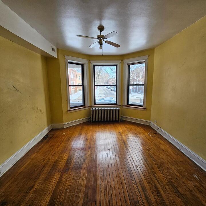 Property Photo: 6936 S Dorchester Avenue IL 60637