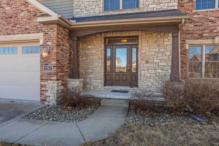 Property Photo: 2703 Vrooman Court IL 61704