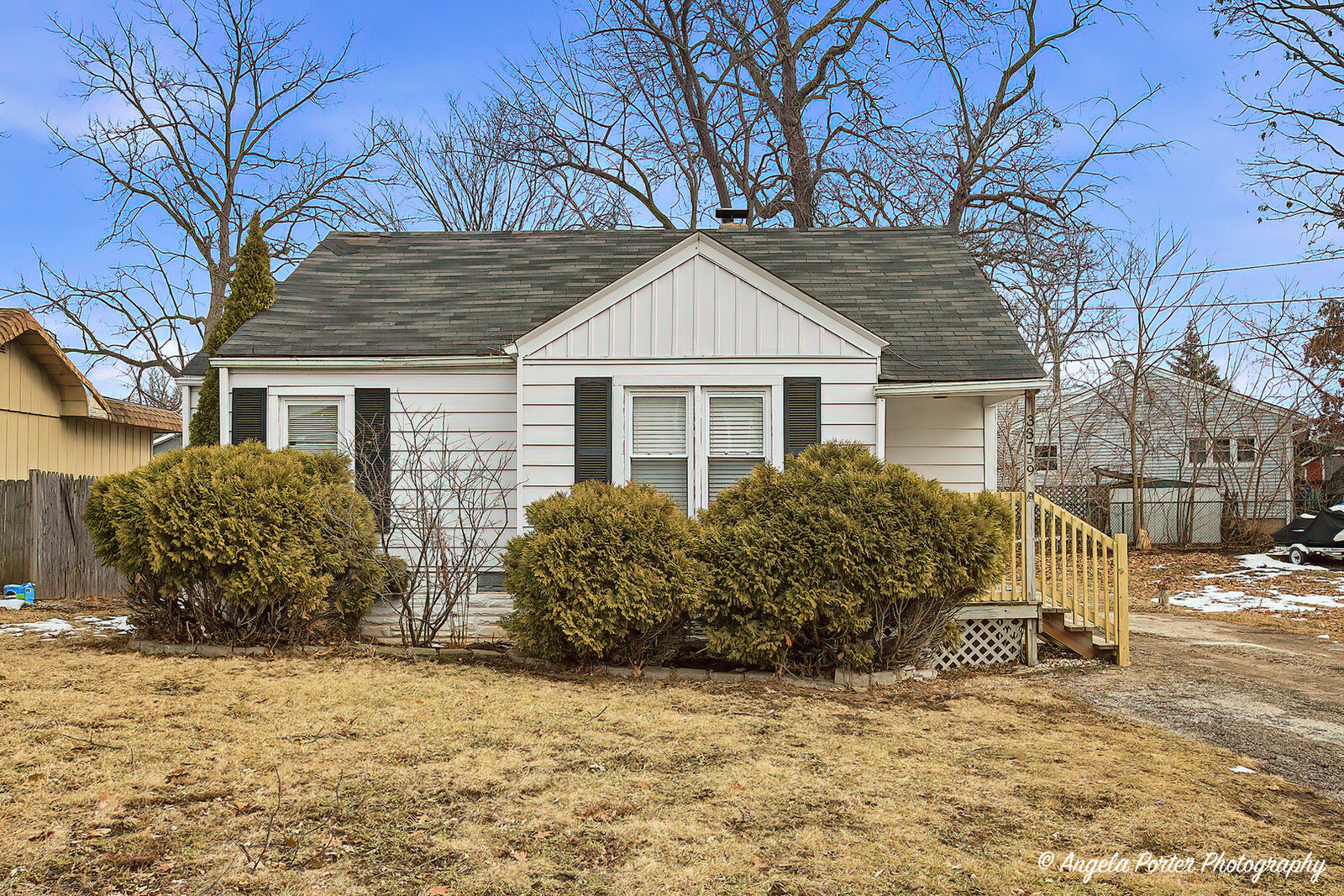 Property Photo: 33759 N Lake Shore Drive IL 60030