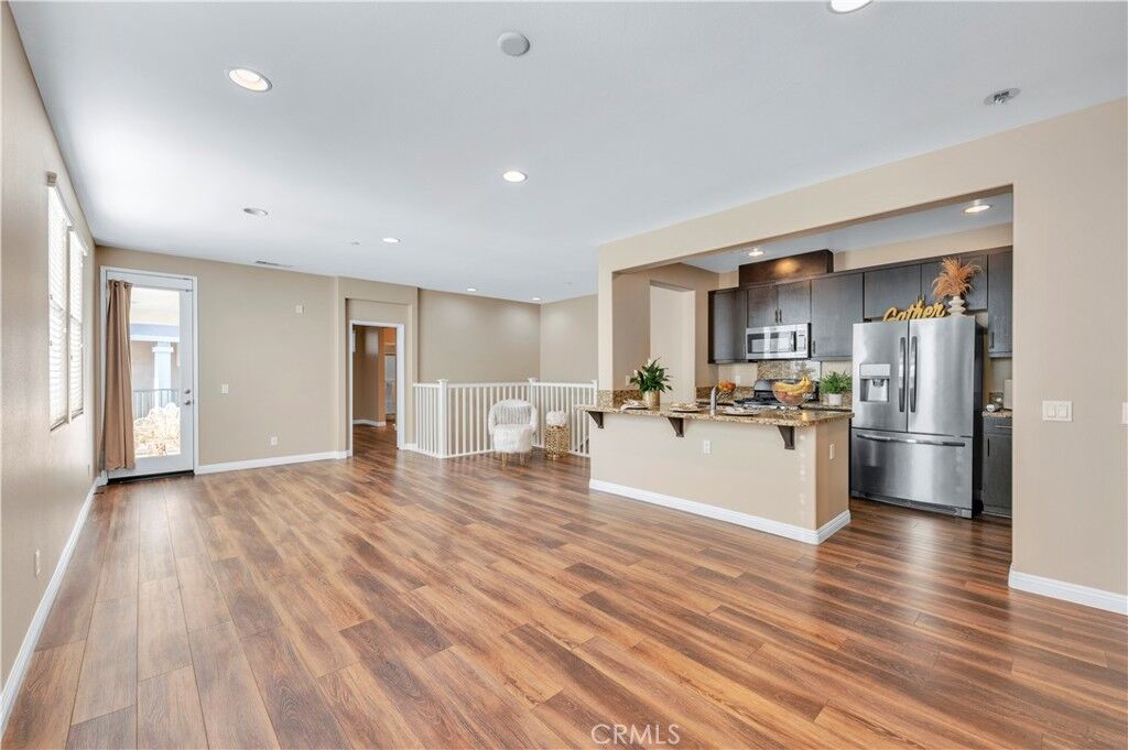 Property Photo:  27824 Avenida Avila  CA 92592 