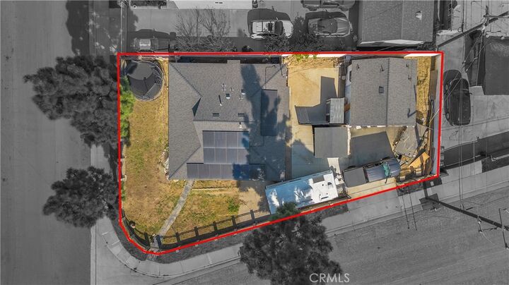 Property Photo:  8835 Las Posas  CA 90660 