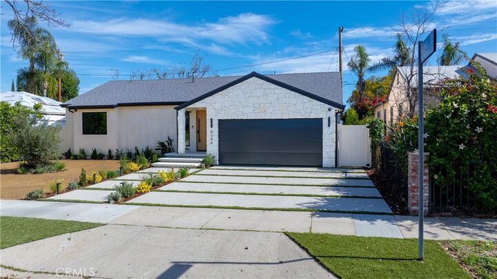 Property Photo:  6144 Zelzah Avenue  CA 91316 