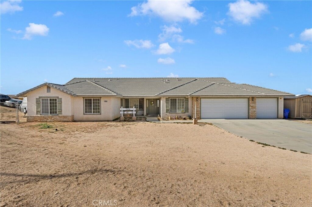 Property Photo: 25850 Mountain View CA 92308