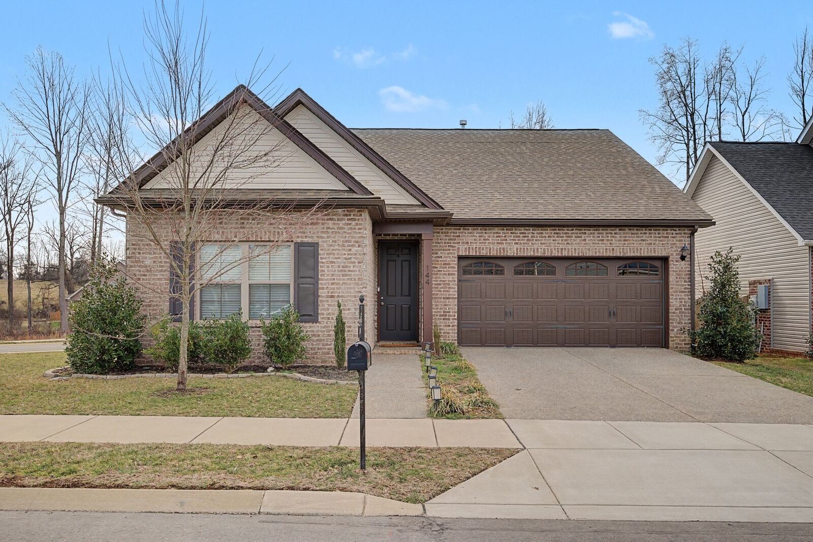 Property Photo:  144 Crabourne Dr  TN 37188 