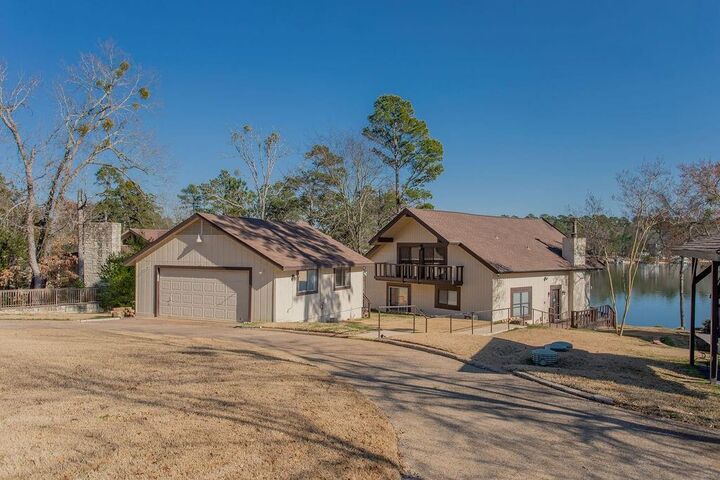 Property Photo:  1419 Tanglewood E  TX 75771 
