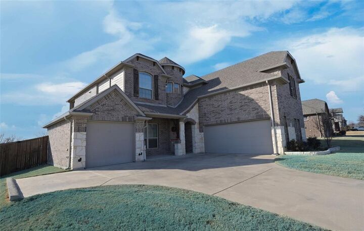 Property Photo:  12141 Yarmouth Lane  TX 76108 