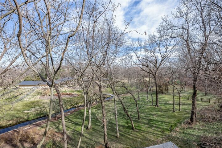 Property Photo:  115 S Garrett Street  AR 72761 