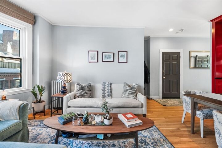 Property Photo:  106 Myrtle St 8  MA 02114 