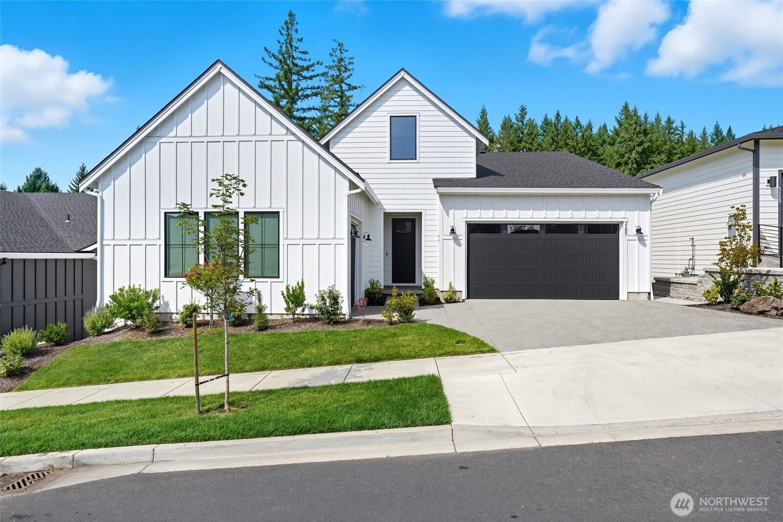 Property Photo: 3157 N 50th Avenue WA 98607