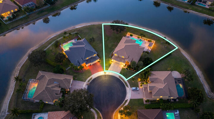 Property Photo:  3940 Diamond Chip Court  FL 33414 