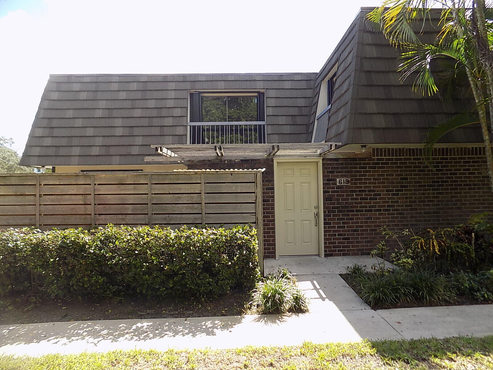 Property Photo: 619 6th Terrace FL 33418