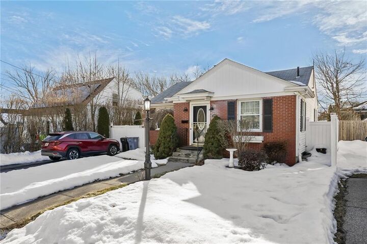 Property Photo:  30 Lark Avenue  RI 02920 