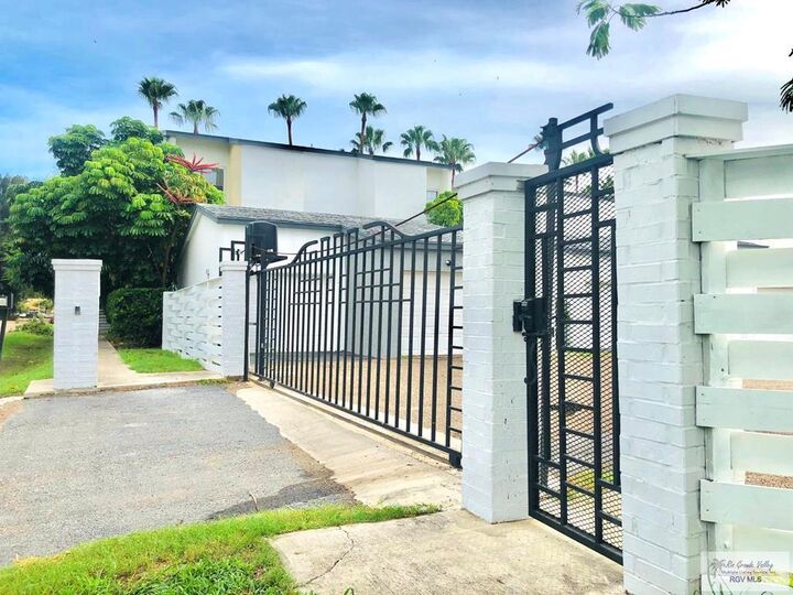 Property Photo:  322 McFadden Dr. 14  TX 78520 