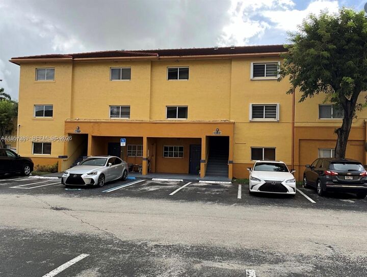 Property Photo: 8260 SW 149th Ct 9-204 FL 33193