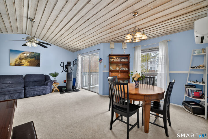 Property Photo:  74 Crown Knoll Court Apt 162  CT 06340 