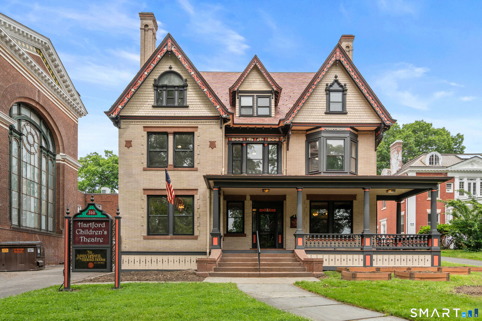 Property Photo:  360 Farmington Avenue 6  CT 06105 