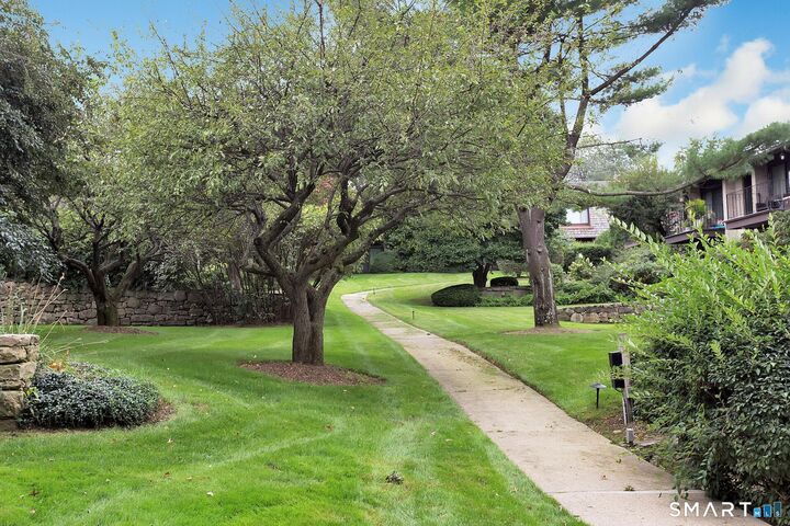 Property Photo: 81 Courtland Avenue 81-07 CT 06902