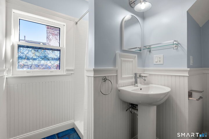 Property Photo:  360 Farmington Avenue 10  CT 06105 
