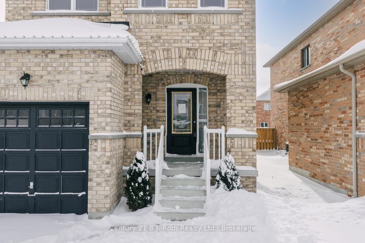 Property Photo: 99 Terry Clayton Avenue ON L0K 1A0