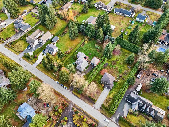 Property Photo: 25072 58 Avenue BC V4W 1T5