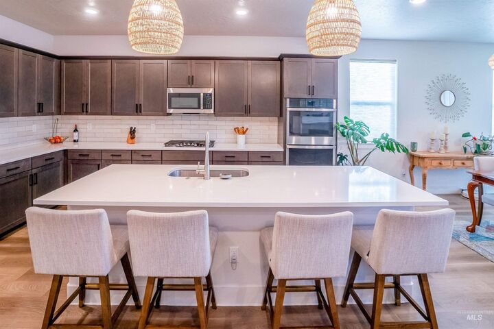 Property Photo: 5427 S Scandia Avenue ID 83642-8552