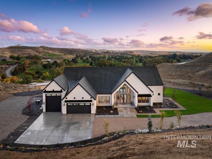 Property Photo:  6400 N High Valley Way  ID 83714 