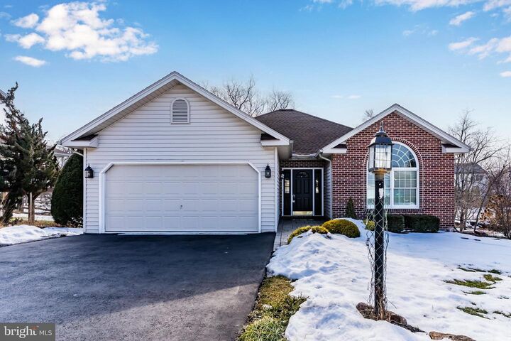 Property Photo:  15 Wetherburn Road  PA 17025 