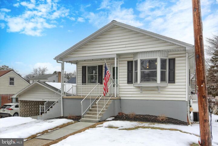 Property Photo: 1921 Dartmouth Street PA 17011