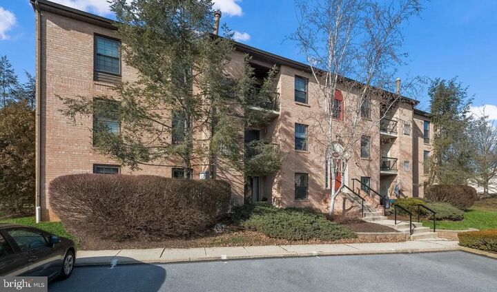 Property Photo:  1430 Washington Place  PA 19087 