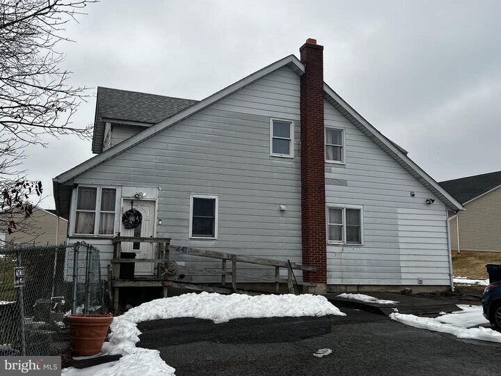 Property Photo:  2312 Pulaski Highway  MD 21901 